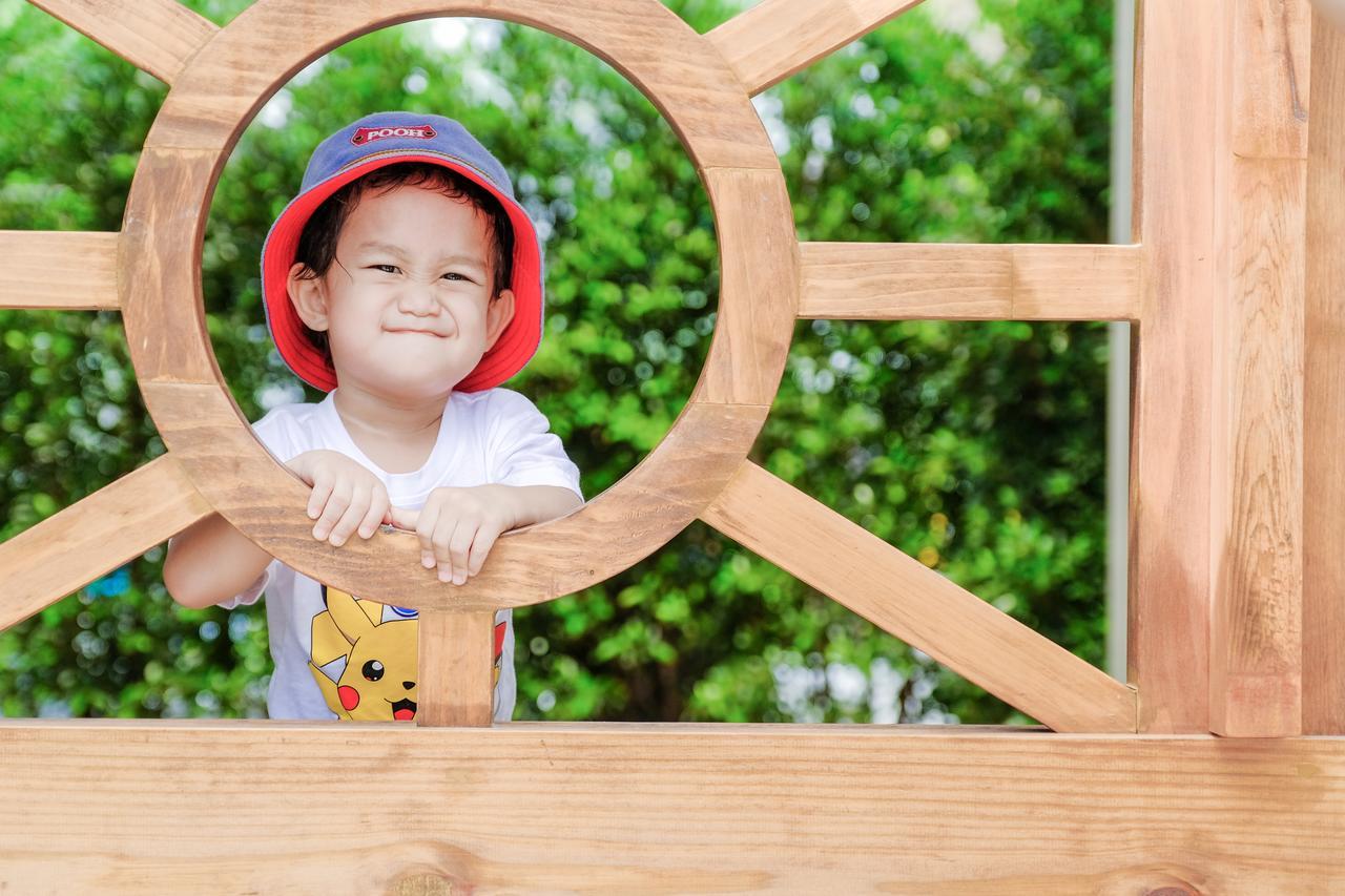 Fusion Suites Phuket Patong Eksteriør bilde A child