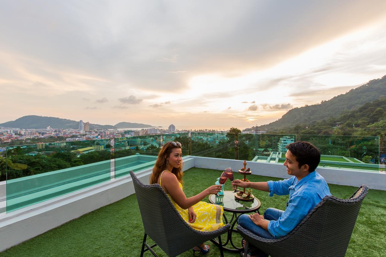 Fusion Suites Phuket Patong Eksteriør bilde Sky Bar
