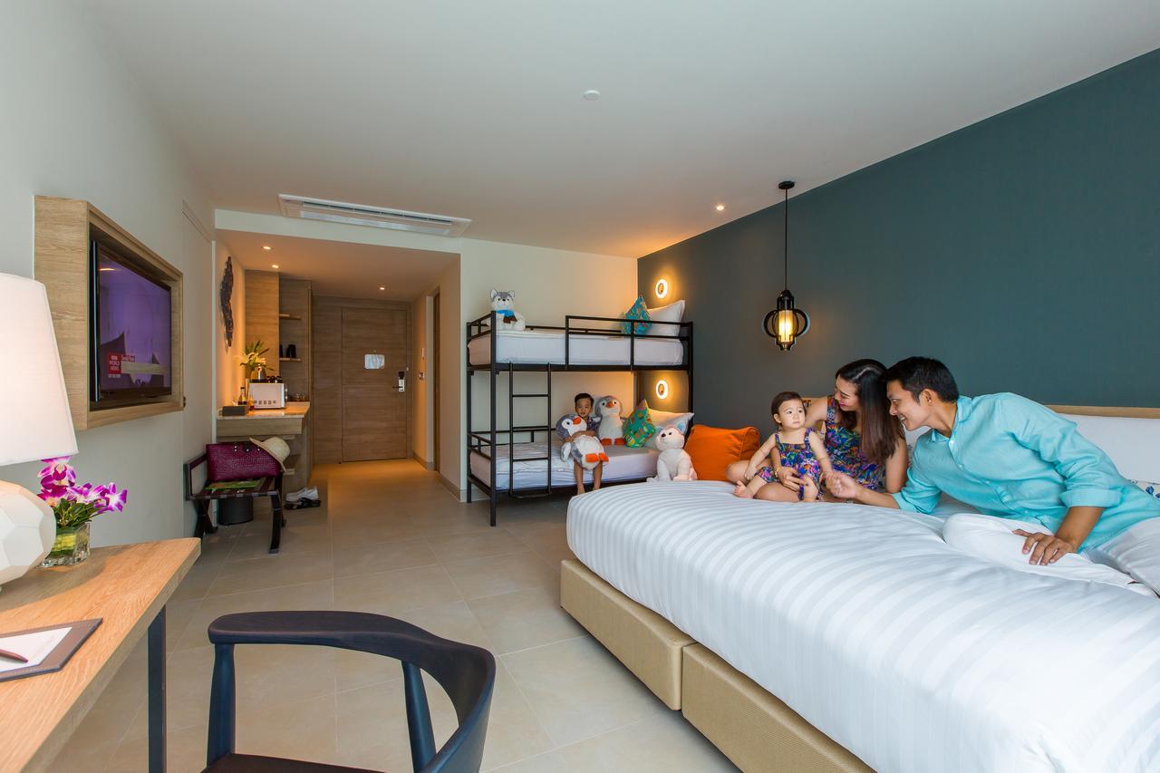 Fusion Suites Phuket Patong Eksteriør bilde Family room at the hotel