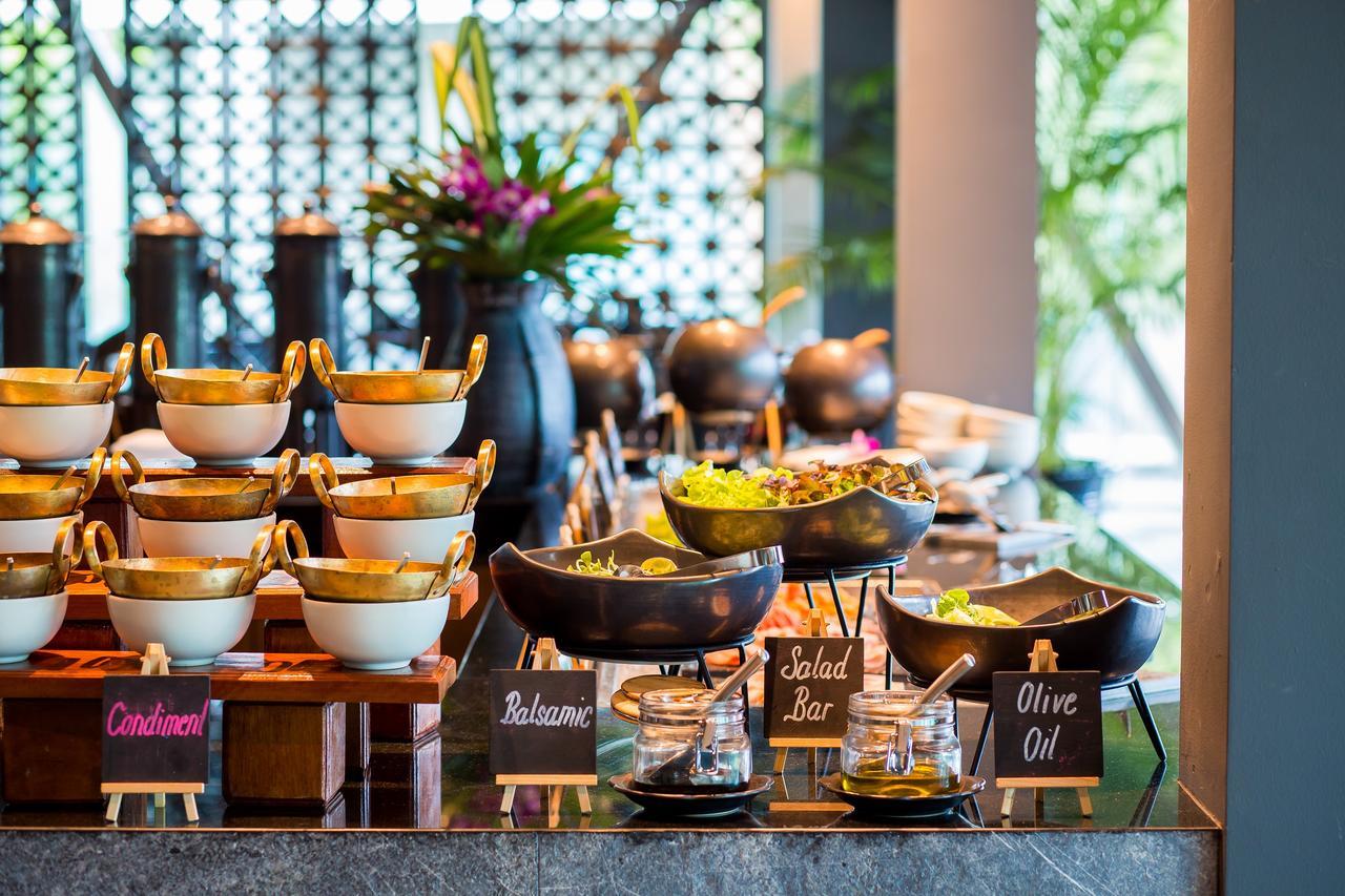 Fusion Suites Phuket Patong Eksteriør bilde A salad bar